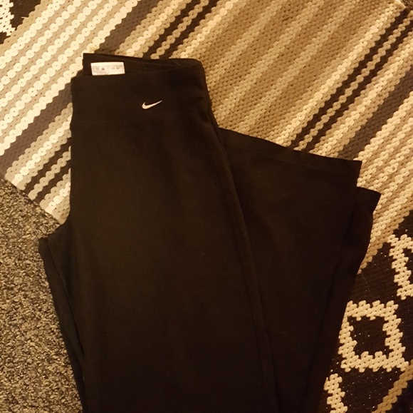 Nike leggings - Picture 2 of 2